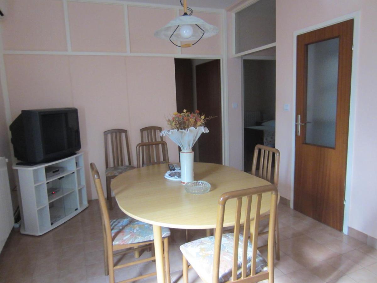 Ivic Apartments Vodice Croatia Exteriör bild