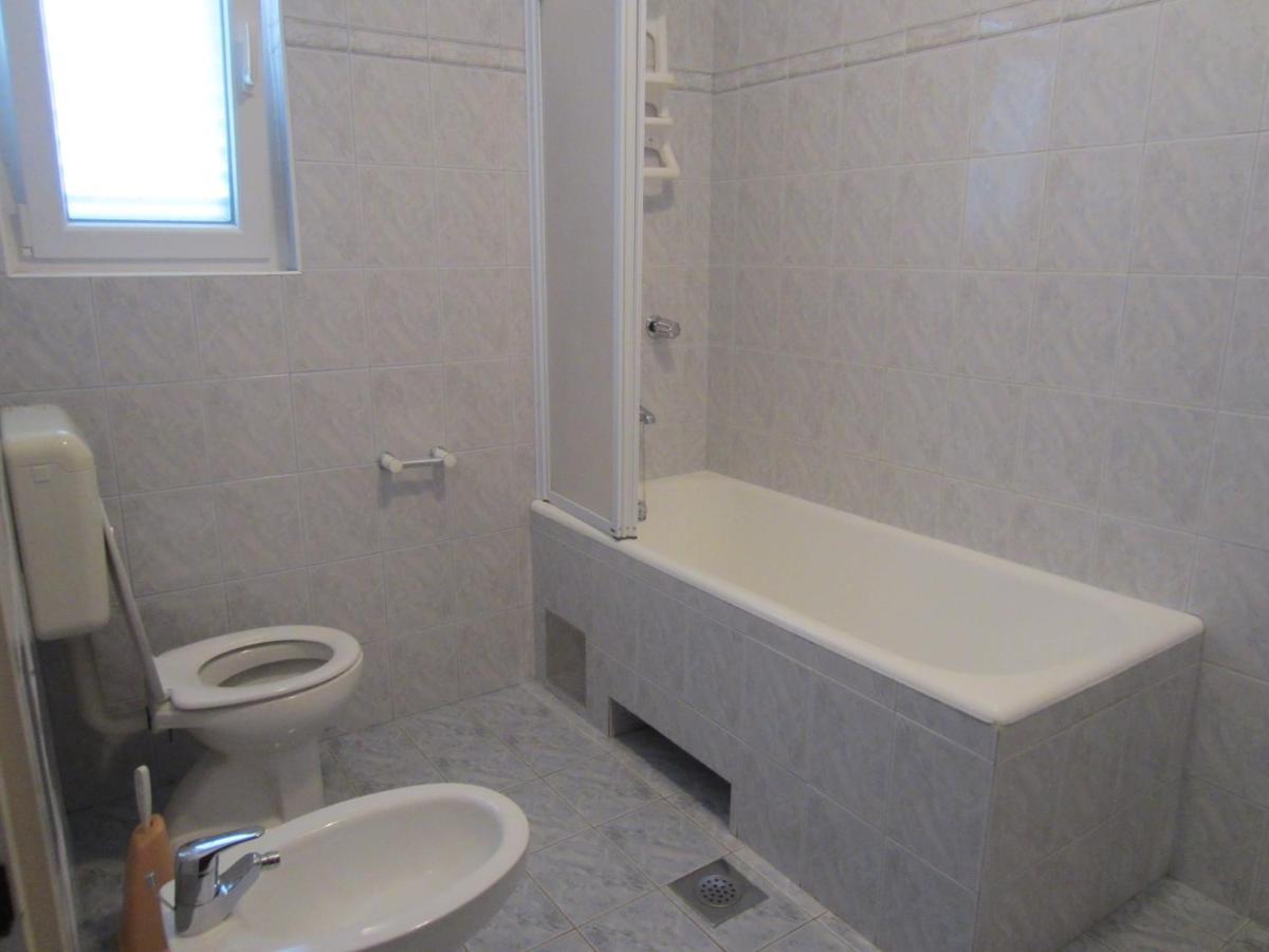 Ivic Apartments Vodice Croatia Exteriör bild
