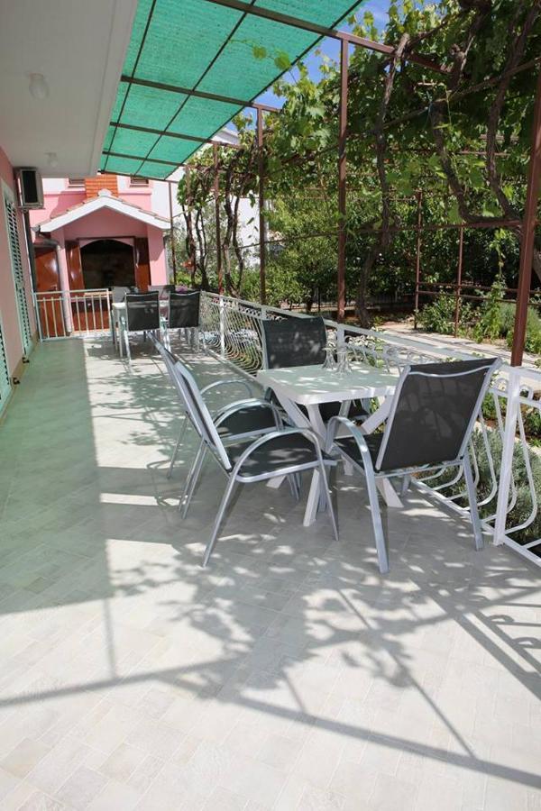 Ivic Apartments Vodice Croatia Exteriör bild